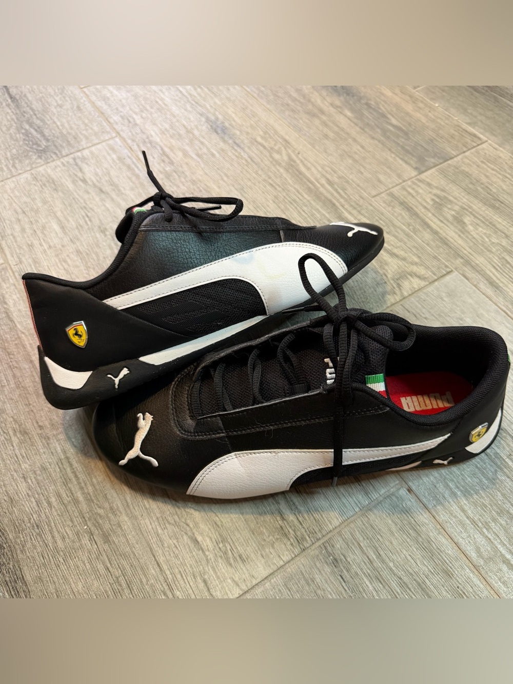 Rare PUMA Ferrari Black/White Men's Size US 10.5 Style 302297-02